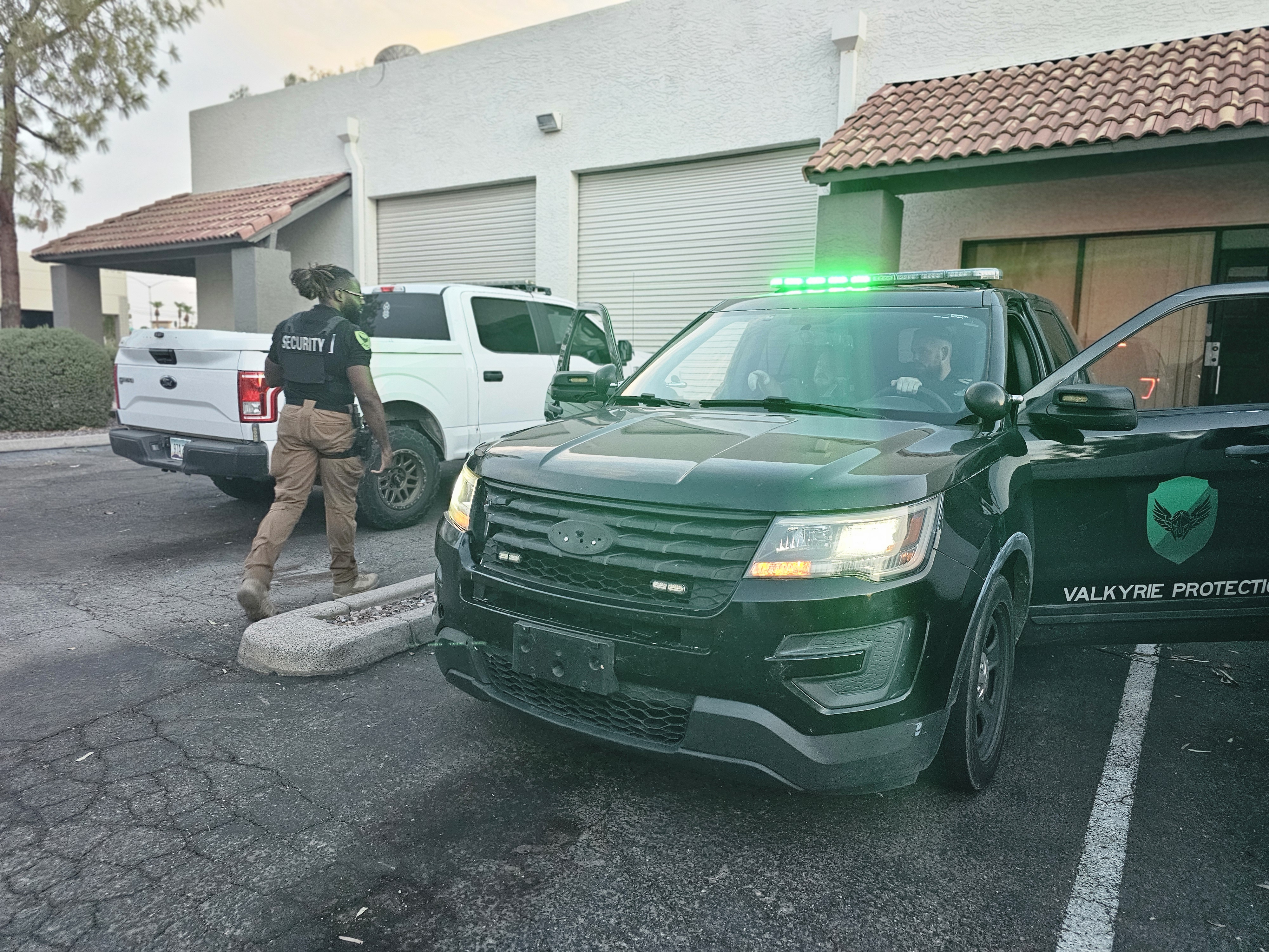 5 Reasons to Hire Mobile Patrol Security